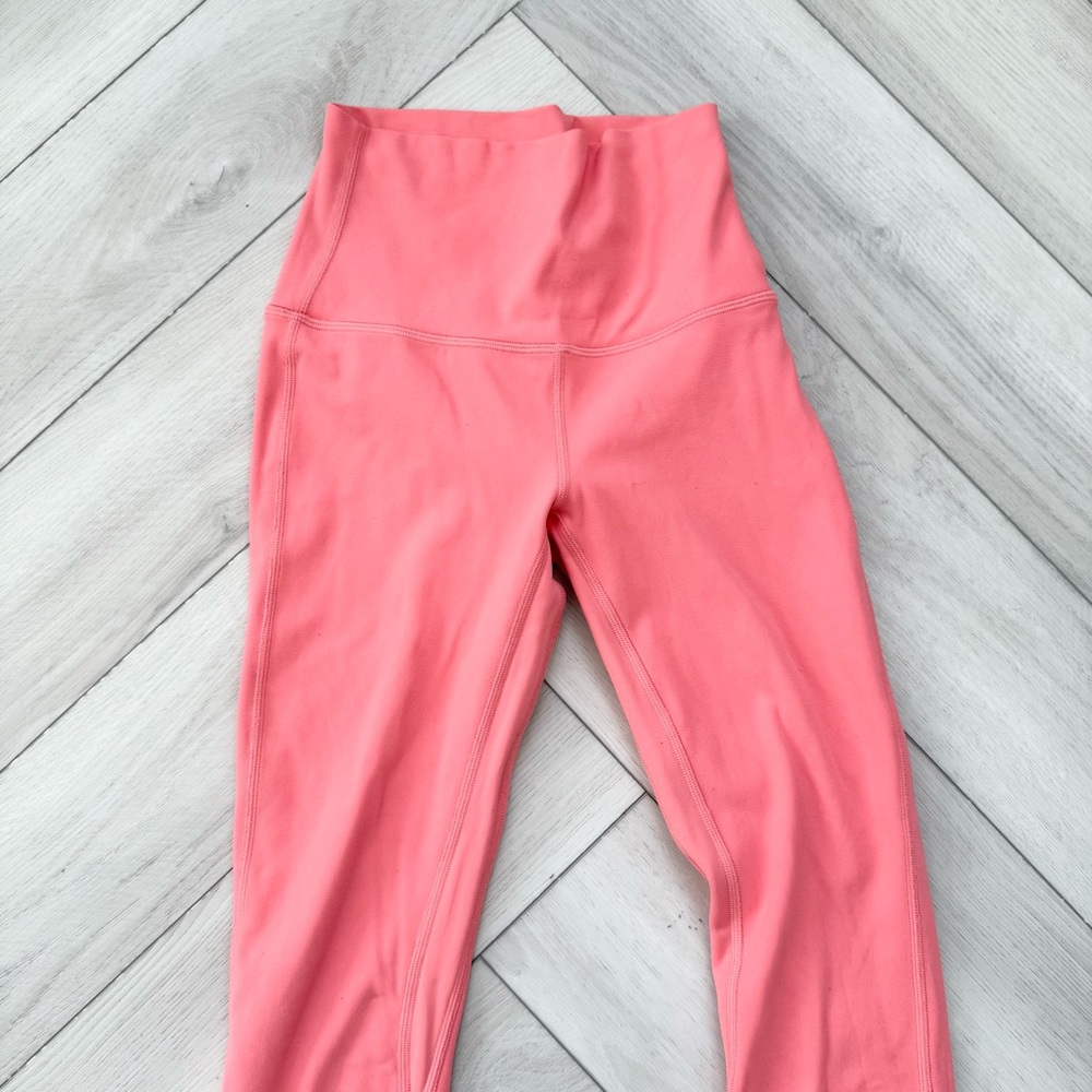 ๐ฉท LULULEMON CORAL ALIGN LEGGINGS AND CLOUD BRA SET - Picture 7 of 10